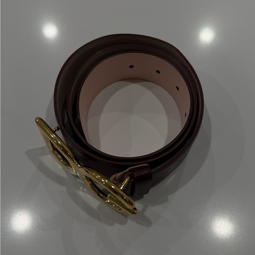 Dolce & Gabbana Burgundy Leather Belt with Gold DG Buckle - Picture 3 of 6